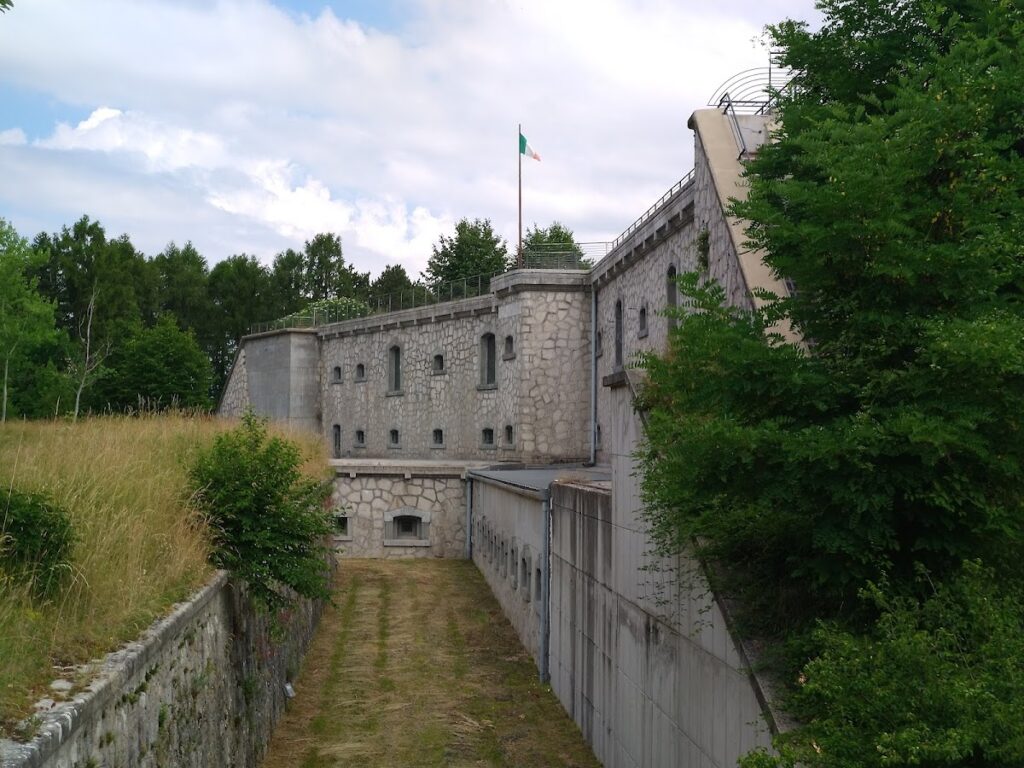 Forte Santa Viola: An Italian Armoured Fort in the Lessini Defensive System 2 Forte Santa Viola