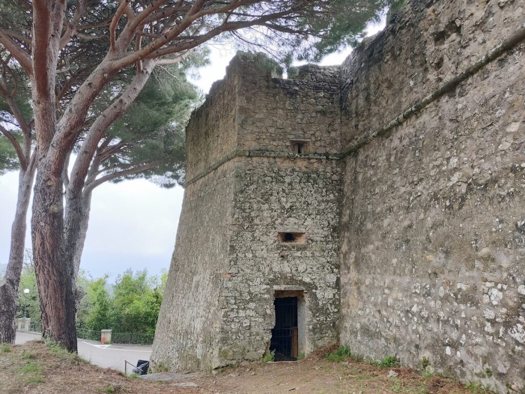 Pisan Fortress of Marciana: A Medieval Fortification on Elba 3 Pisan Fortress of Marciana