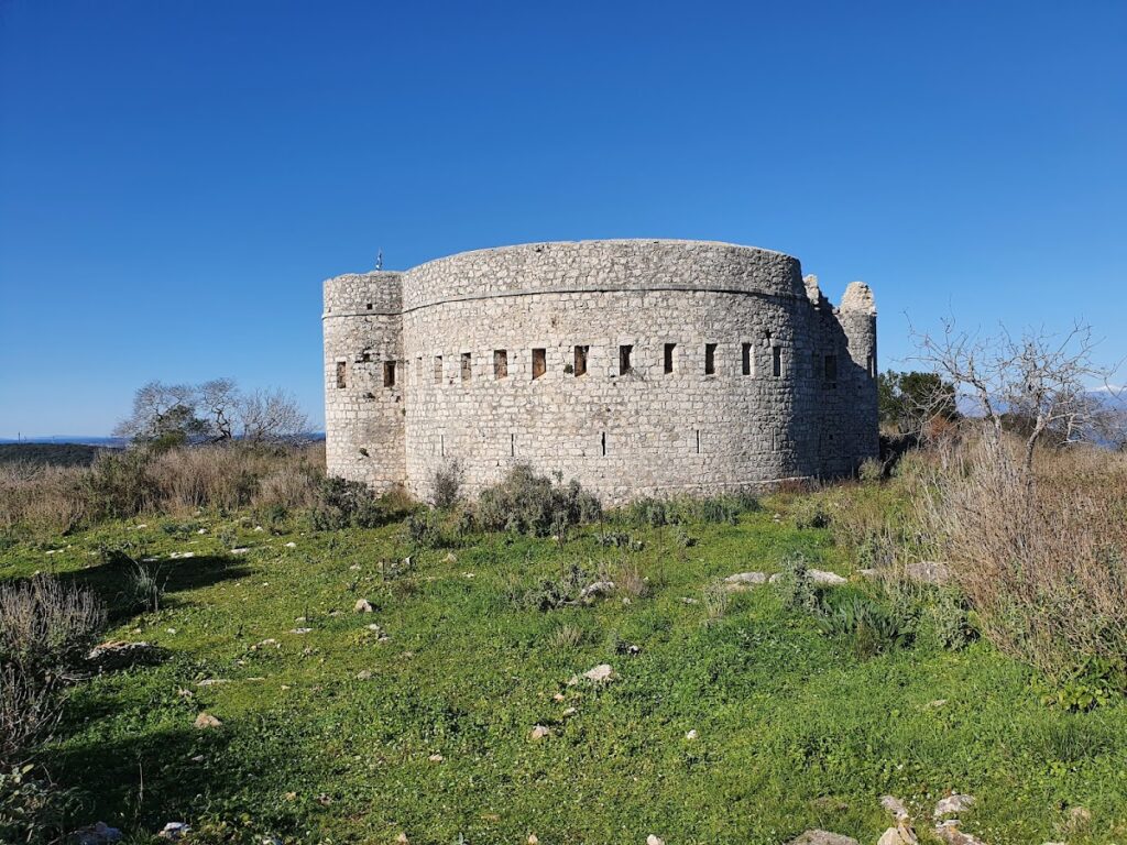 Fort of Laskara: An Ottoman Frontier Fortification in Greece 1 Fort of Laskara