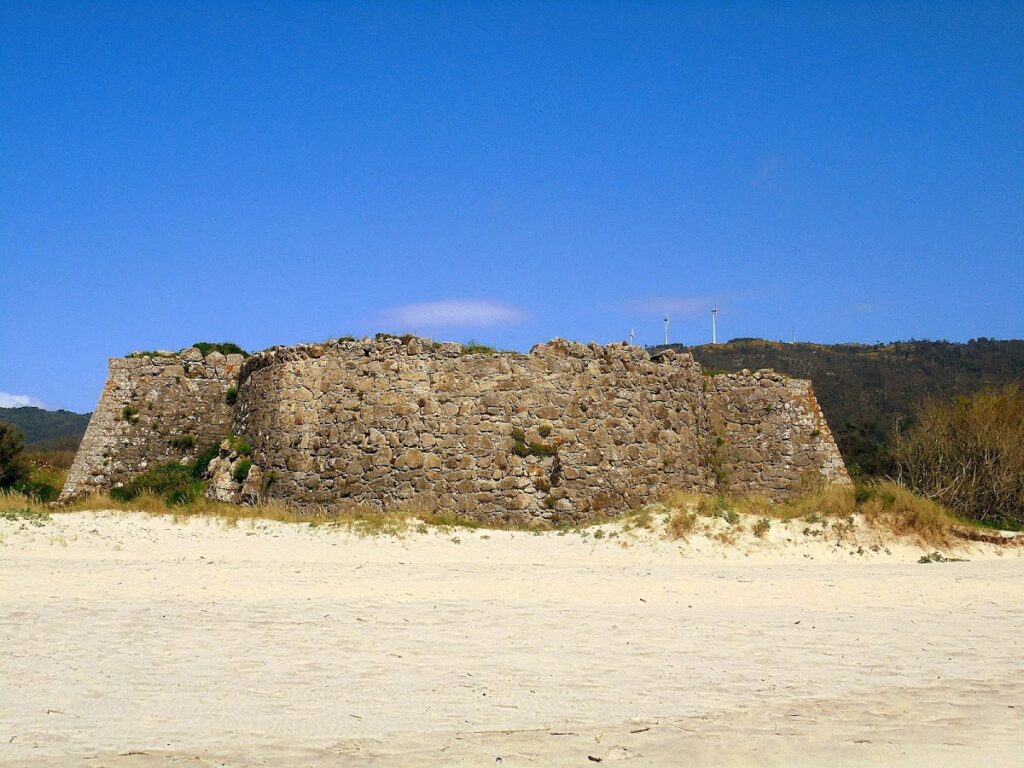 Fortim de Montedor: A Mannerist Coastal Fortification in Portugal 1 Fortim de Montedor