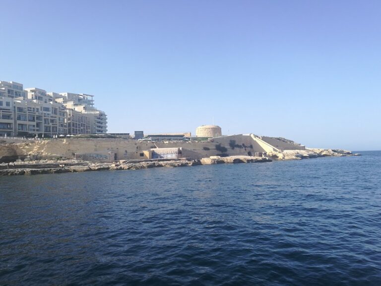 Fort Tigné: An Early Polygonal Harbour Defence in Malta