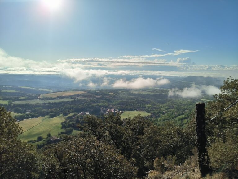Castell de Montmajor: A Medieval Watchtower in Spain