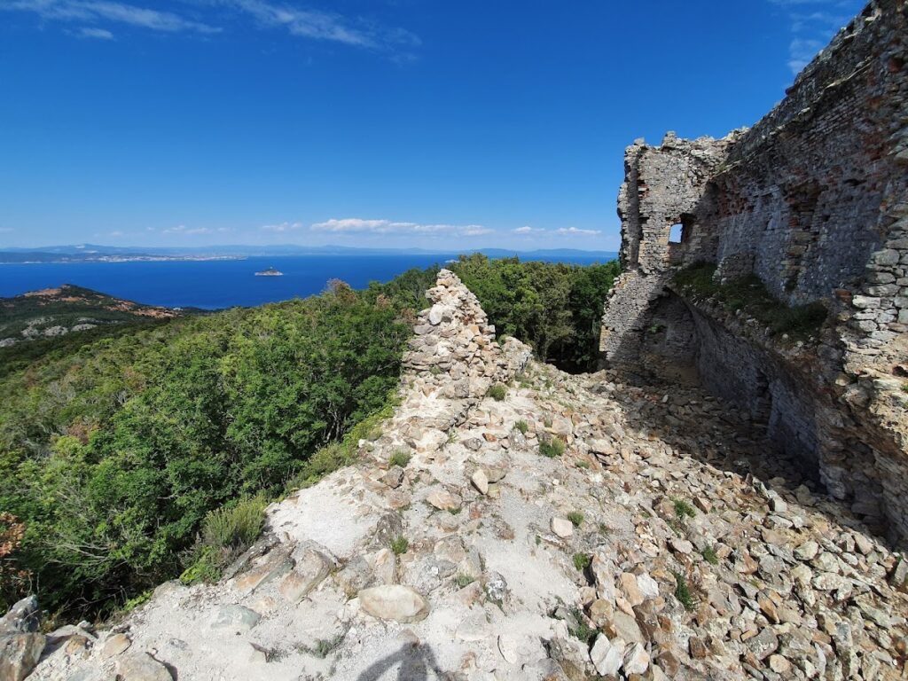 Fortezza del Giove: A Fifteenth-Century Fortress on Elba 2 Fortezza del Giove