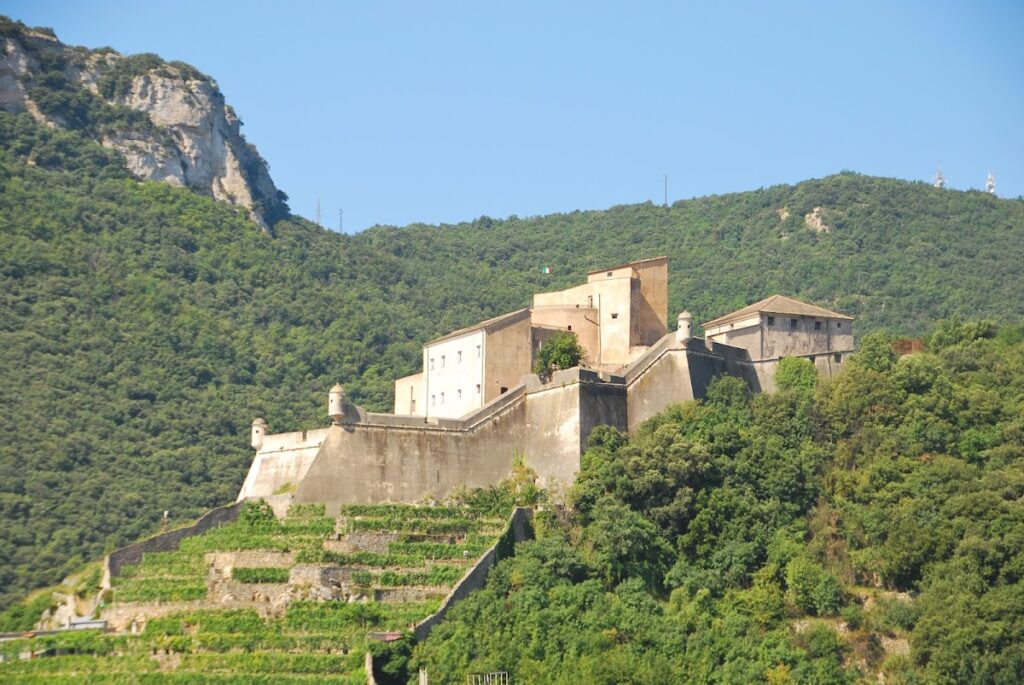Fort San Giovanni: An Advanced Fortress of Finalborgo 1 Fort San Giovanni