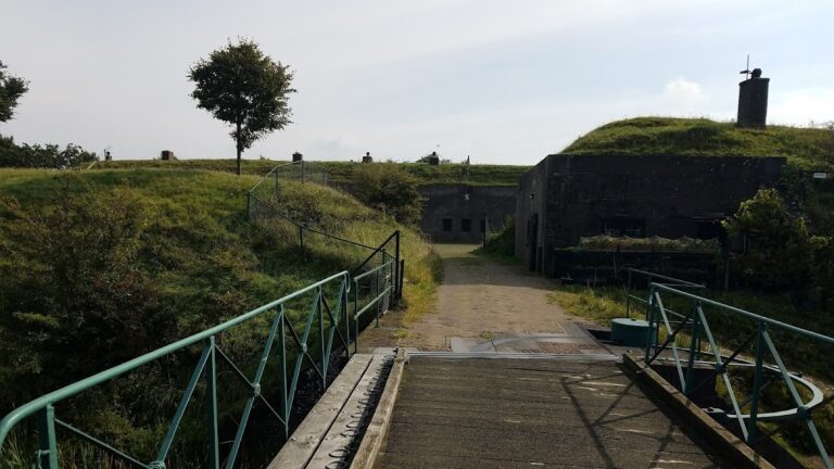 Fort Ronduit: Polygonal Fort of the New Dutch Waterline (Naarden)