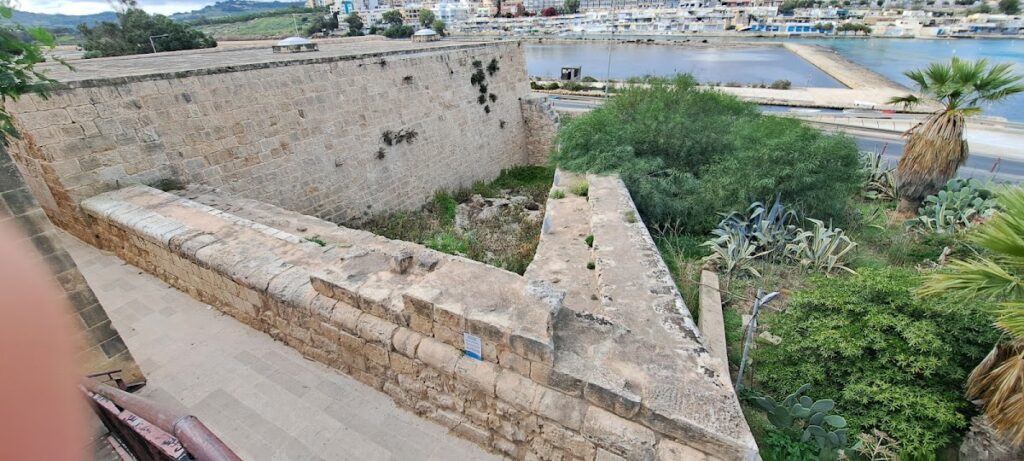 Ximenes Redoubt: An Order of Saint John Coastal Defence Work in Malta 2 Ximenes Redoubt