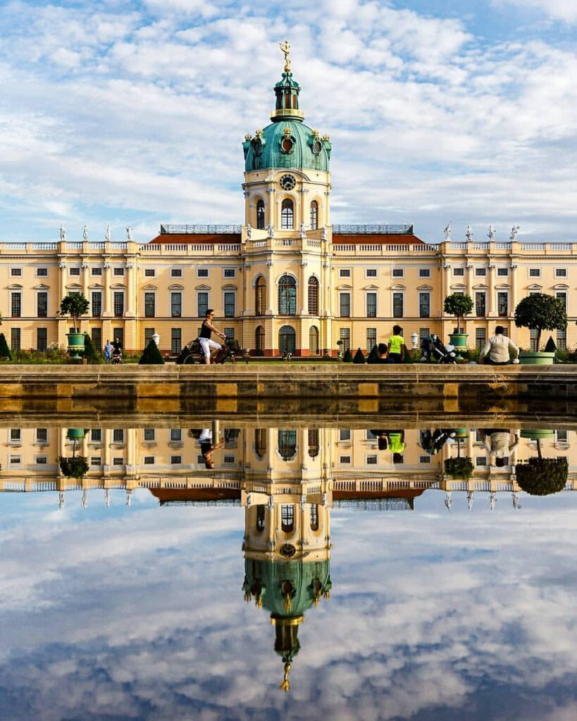 Charlottenburg Palace: Prussian Royal Residence and Ceremonial Complex 3 Charlottenburg Palace