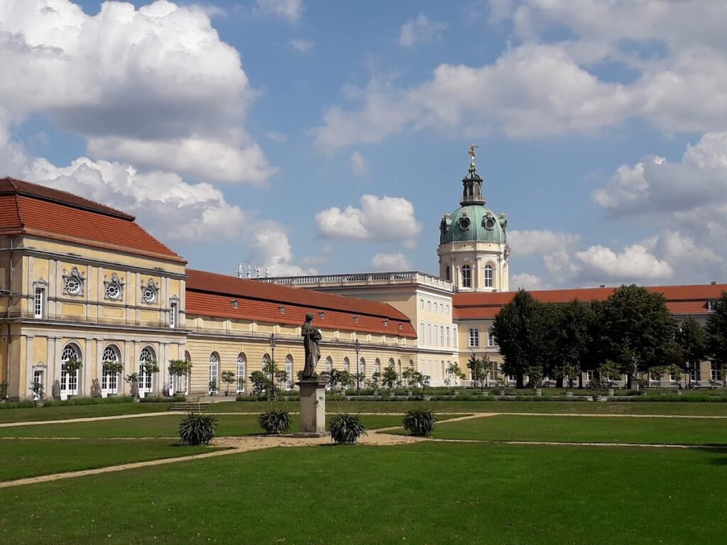 Charlottenburg Palace: Prussian Royal Residence and Ceremonial Complex 5 Charlottenburg Palace