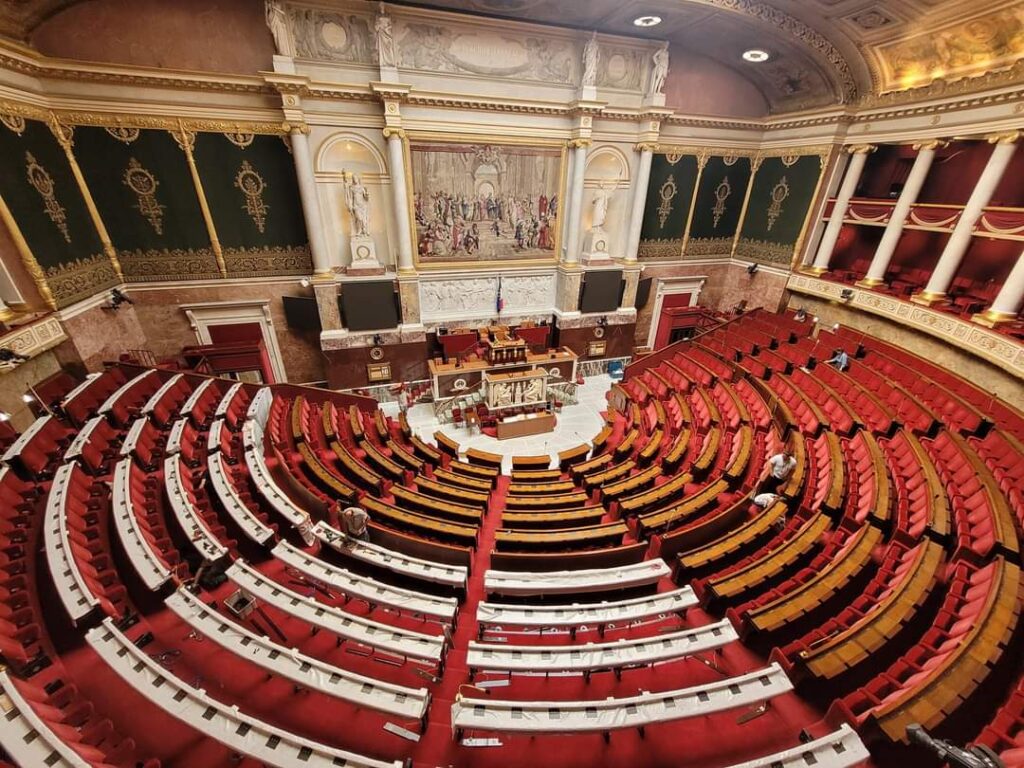 Palais Bourbon: Seat of France’s National Assembly 1 Palais Bourbon