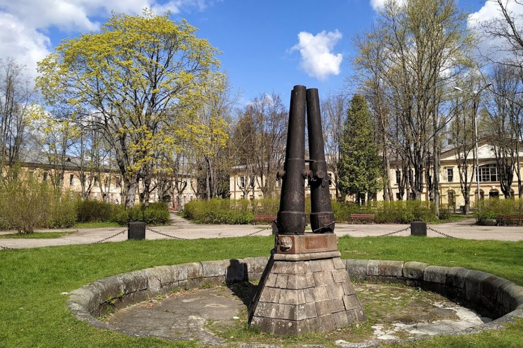 Daugavpils Fortress: A Russian Imperial Military Complex in Latvia 5 Daugavpils Fortress