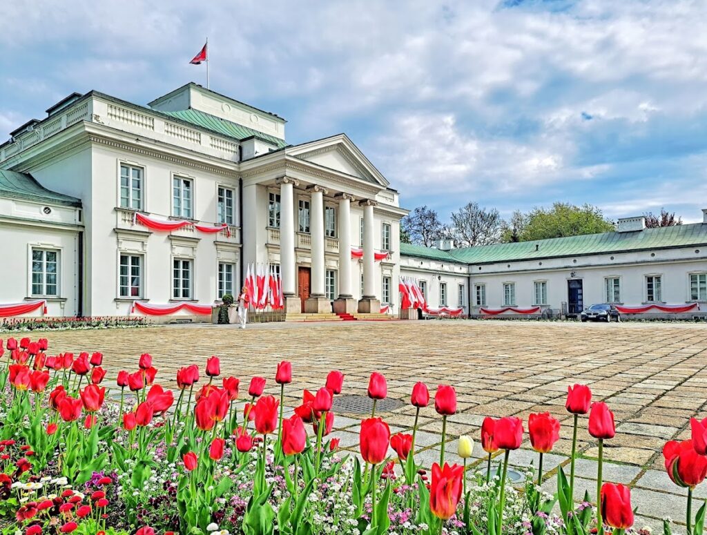 Belweder: A Presidential and State Residence in Warsaw, Poland 1 Belweder