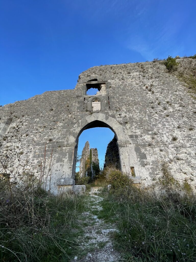 Cantelmo Castle: Medieval Fortress of Alvito, Italy 3 Cantelmo Castle