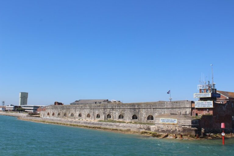 Fort Blockhouse, Gosport: Coastal fort and submarine base