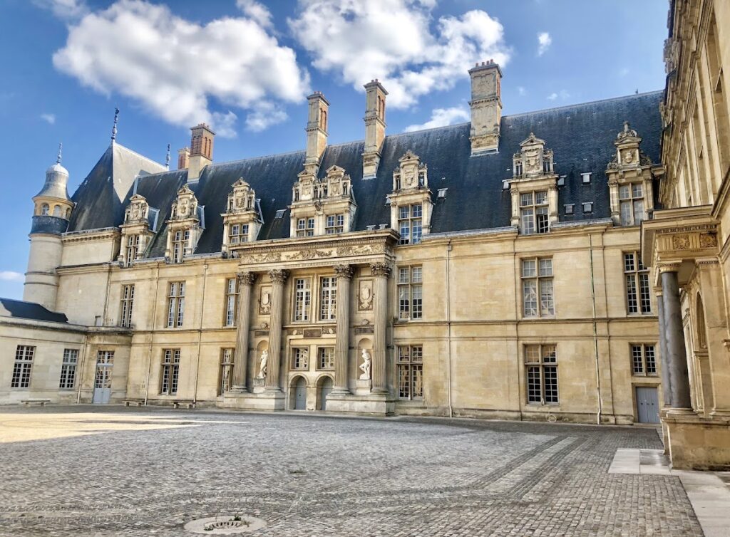 Château d'Écouen: A French Renaissance Princely Residence and Museum 2 Château d'Écouen