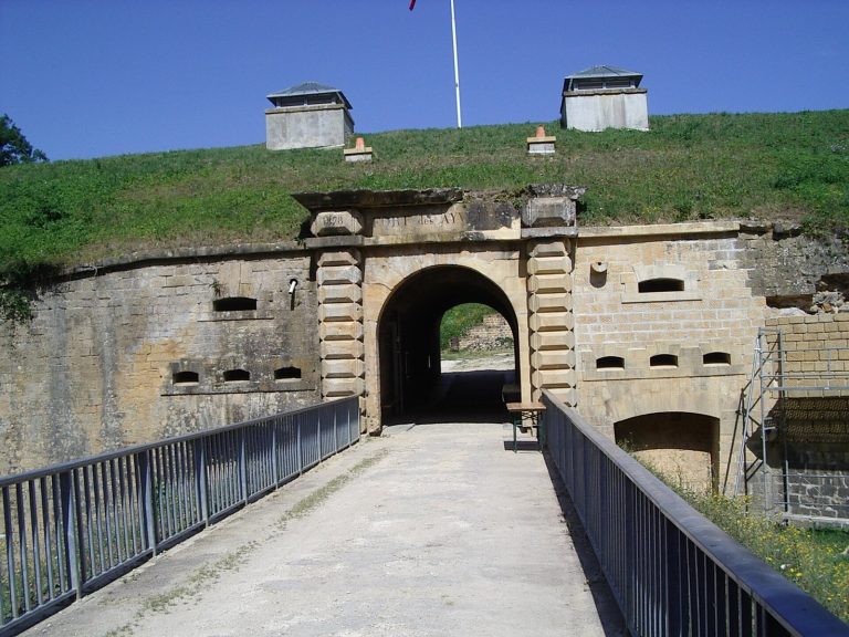 Fort des Ayvelles: A Séré de Rivières Fortification in France