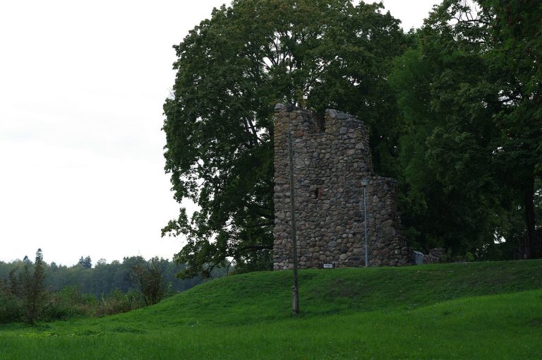Alūksne Castle: A Livonian Order Fortress in Latvia