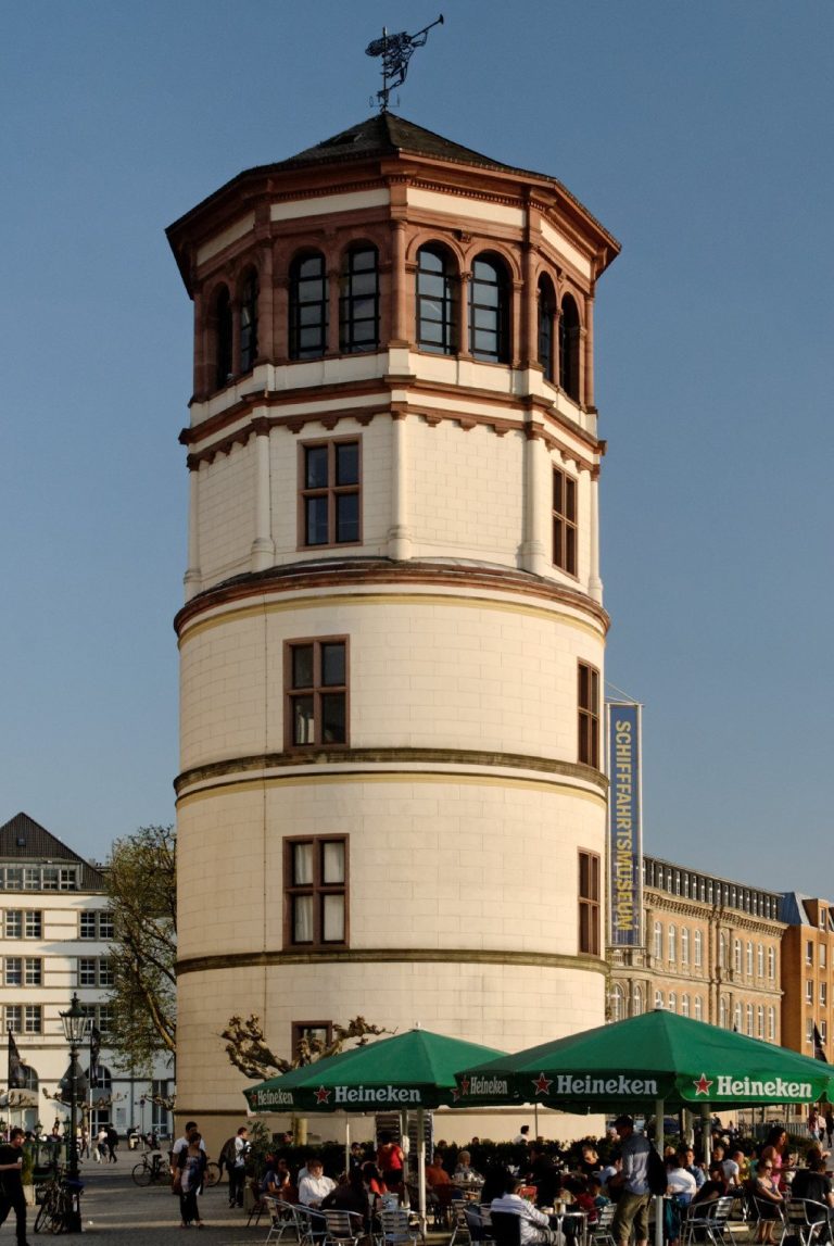 Düsseldorfer Schloss: The Former Princely Residence of Düsseldorf