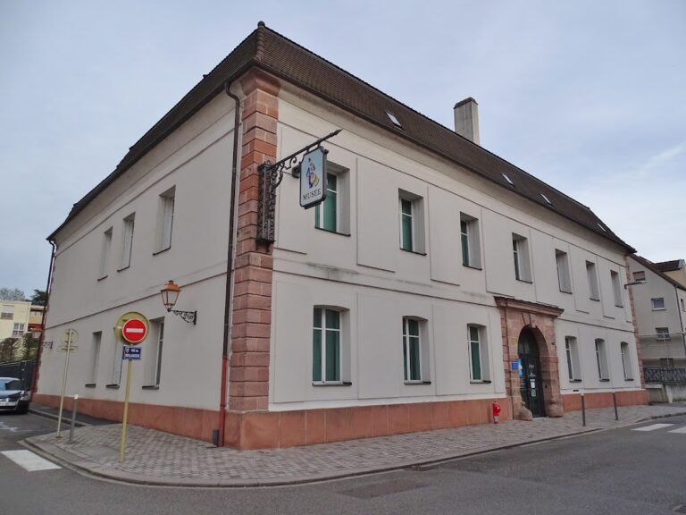 Huningue Fortress: A Vauban Stronghold on the Rhine