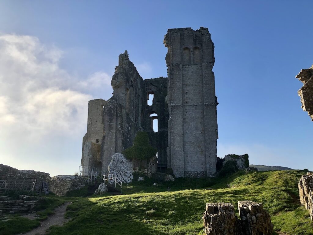 Corfe Castle: A Norman Royal Fortress in Dorset 5 Corfe Castle