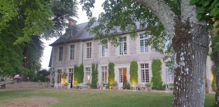 Château de Noirieux: A Historic Estate and Chapel in France