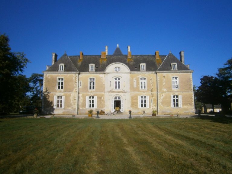 Château de Noirieux: A Historic Estate and Chapel in France
