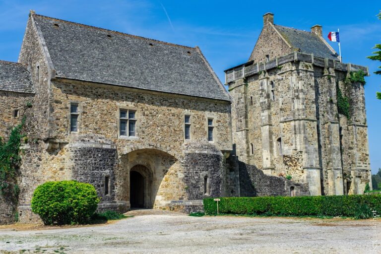 Château de Saint-Sauveur-le-Vicomte: A Medieval Fortress in Normandy