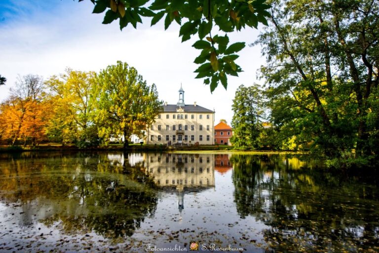 Schloss Lauterbach: A Baroque Manor Castle in Ebersbach, Germany