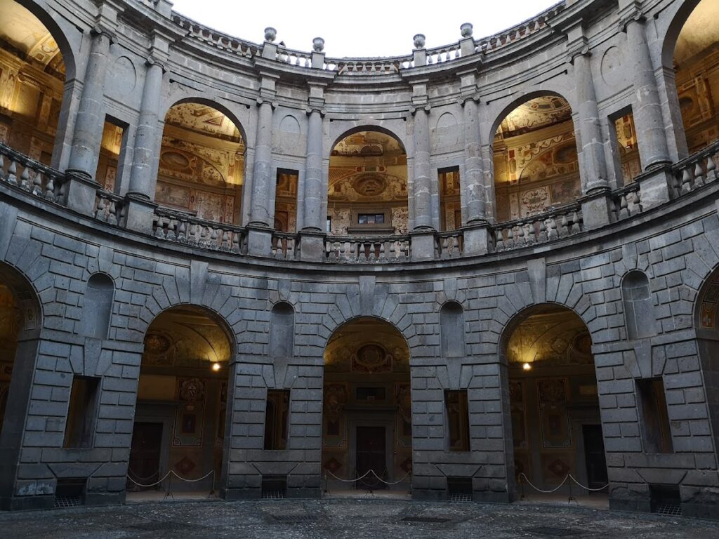 Villa Farnese: A Renaissance and Mannerist Palace at Caprarola 4 Villa Farnese