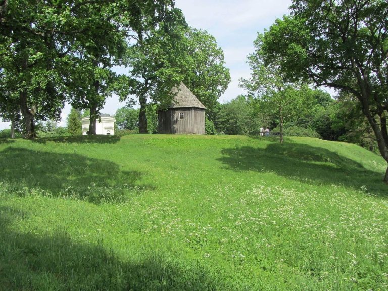 Kernavė: Medieval Capital and Archaeological Site in Lithuania