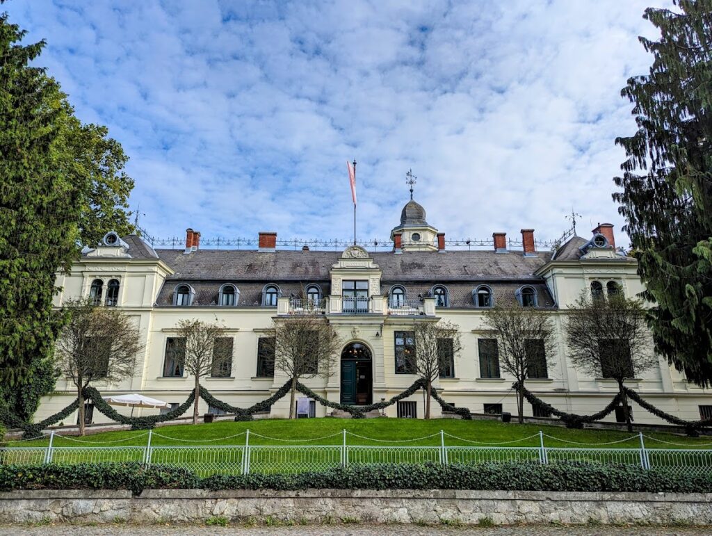 Schloss Britz: The Historic Manor House of Berlin’s Britz Estate 2 Schloss Britz