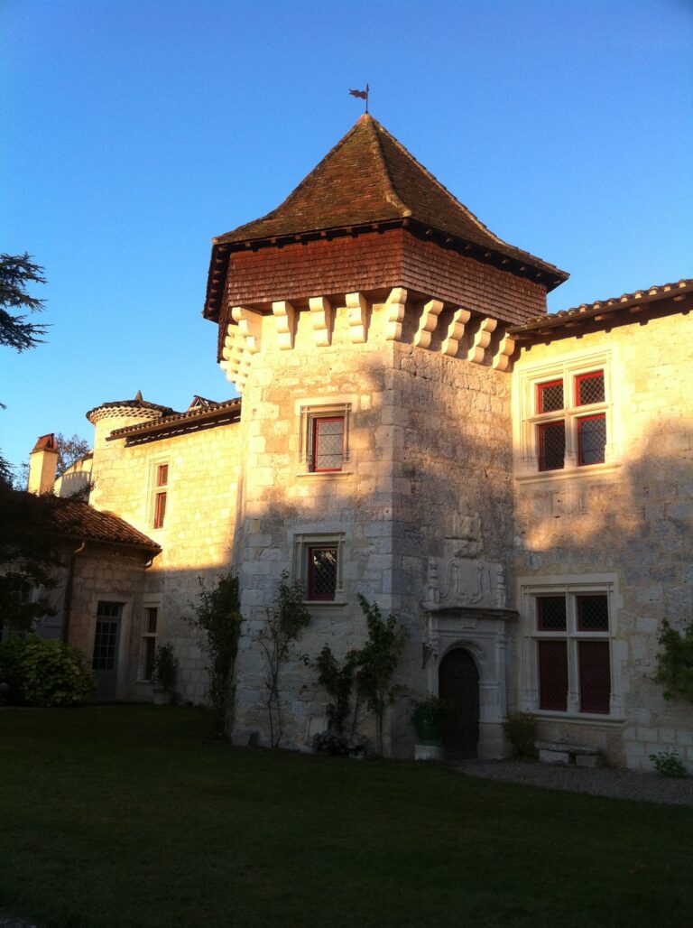Manoir de Prades: A Protected French Manor House
