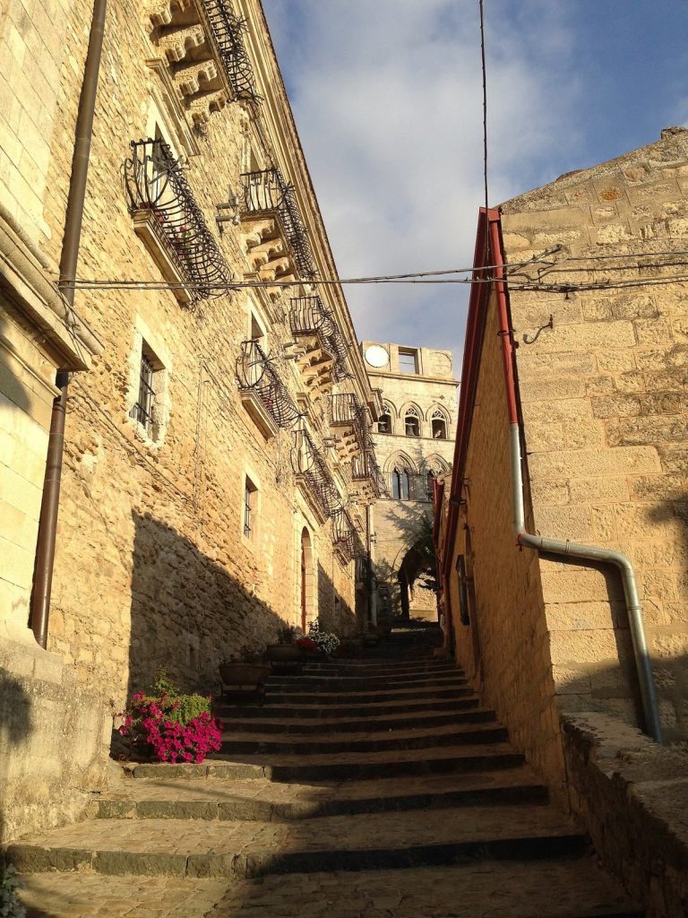 Palazzo Bongiorno: An Eighteenth-Century Palace and Academy at Gangi