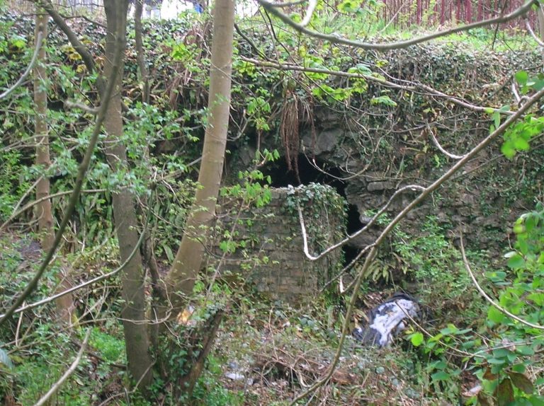 Kerelaw Castle: A Medieval and Renaissance Castle in Stevenston