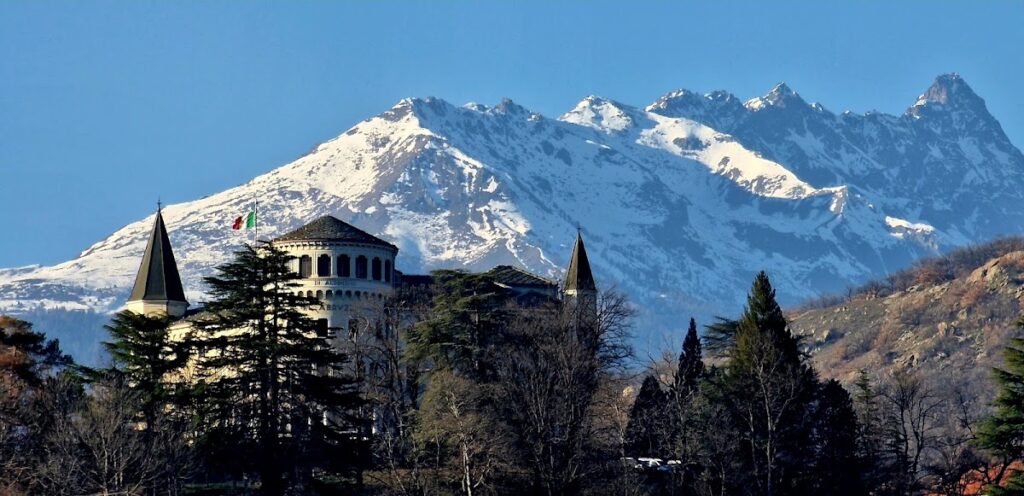Jocteau Castle: Home of Italy’s Alpine Military School in Aosta 2 Jocteau Castle