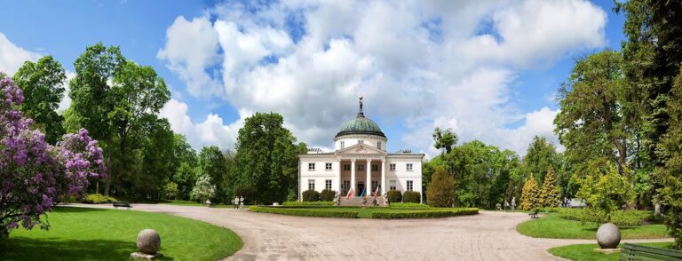 Palace in Lubostroń: A Neoclassical Skórzewski Residence and Cultural Complex