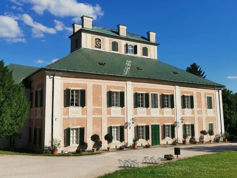 Ratibořice: A Baroque Château and Cultural Landscape in Czechia