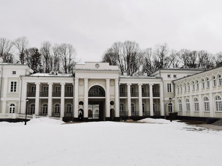Bulhak Palace in Žyličy: A Late-Classical Palace and Park Ensemble