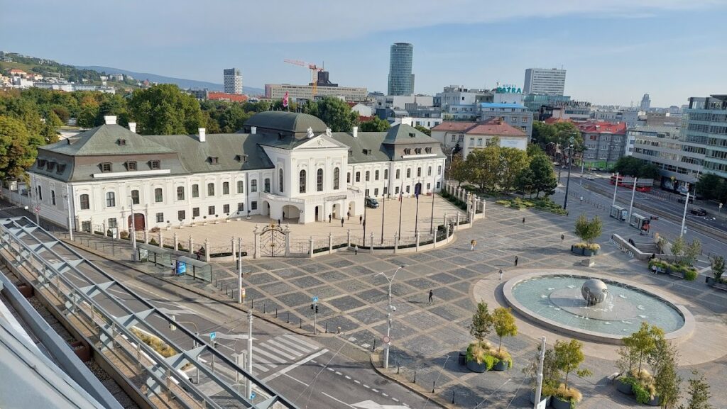 Grassalkovich Palace: Presidential Residence in Bratislava 4 Grassalkovich Palace