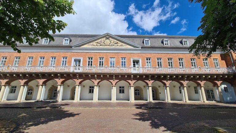 Schloss Aurich: A Historic Castle and Administrative Complex in Germany