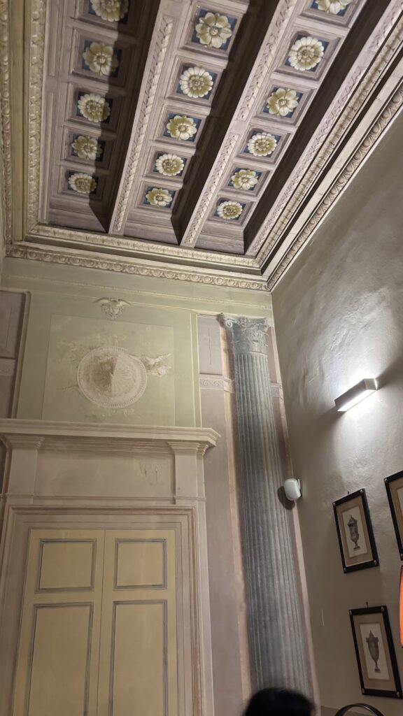 Palazzo Guicciardini: A Historic Family Residence in Florence 1 Palazzo Guicciardini
