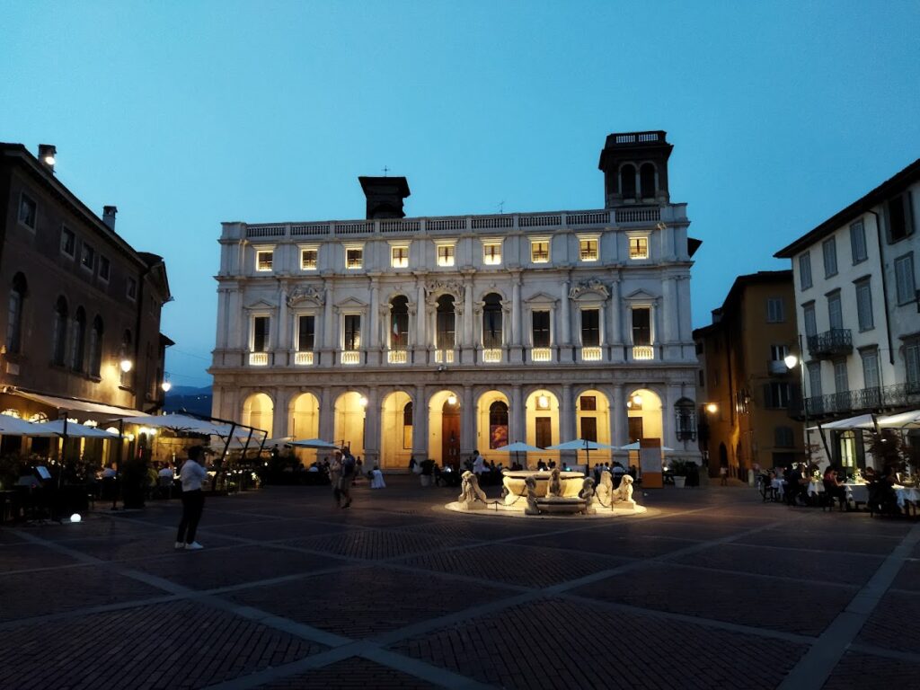 Palazzo del Podestà: Bergamo’s Medieval Civic and Judicial Palace 3 Palazzo del Podestà