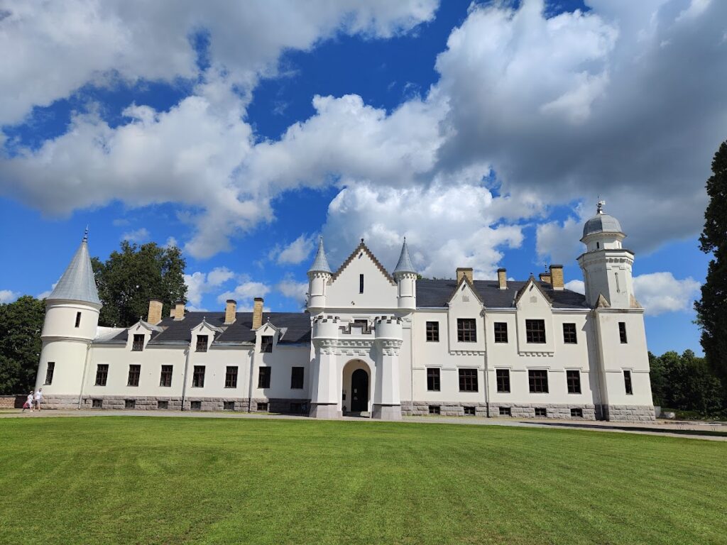 Alatskivi Castle: A Neo-Gothic Manor House in Estonia 2 Alatskivi Castle
