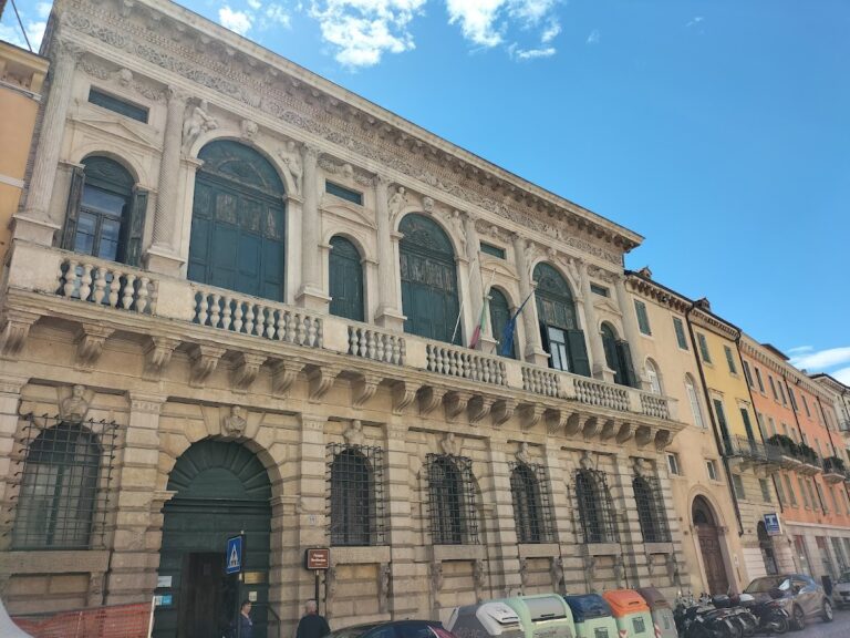 Bevilacqua Palace: A Renaissance Palace in Verona