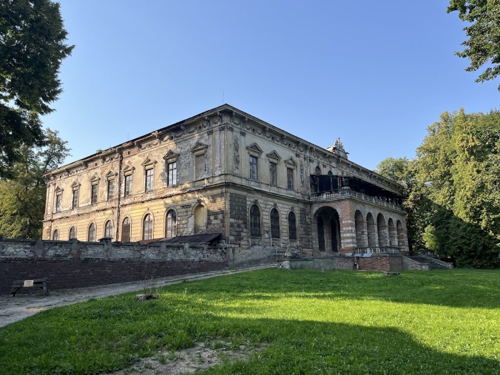 Pilica Castle: A Renaissance Palace Fortress in Poland 2 Pilica Castle