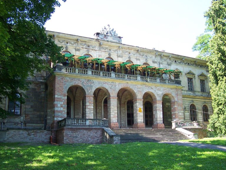 Pilica Castle: A Renaissance Palace Fortress in Poland