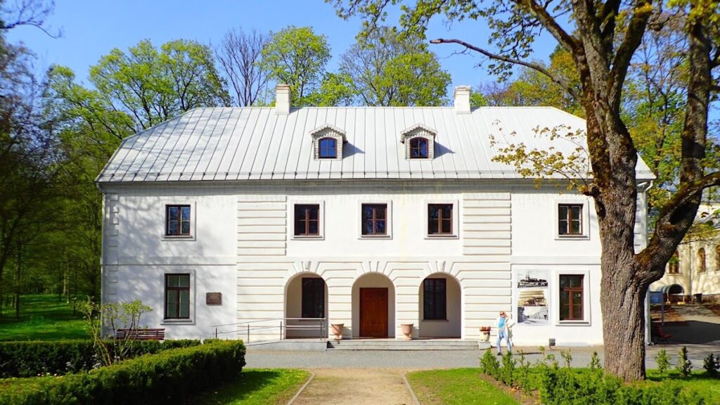 Jurbarkas Manor: A Historic Estate in Lithuania 2 Jurbarkas Manor