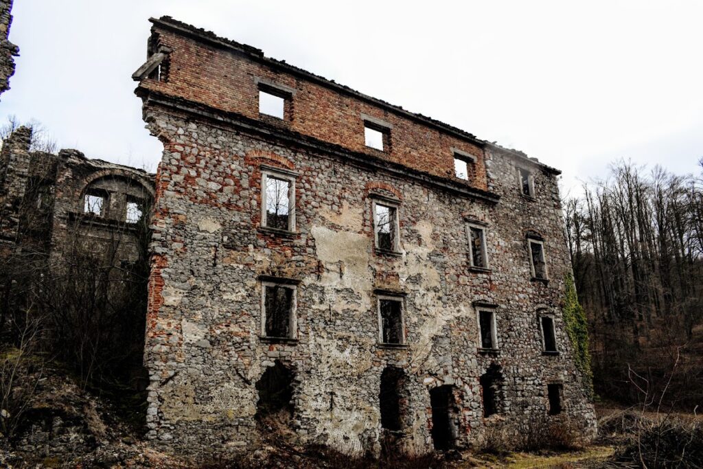 Haasberg Mansion: An Aristocratic Estate in Slovenia 2 Haasberg mansion
