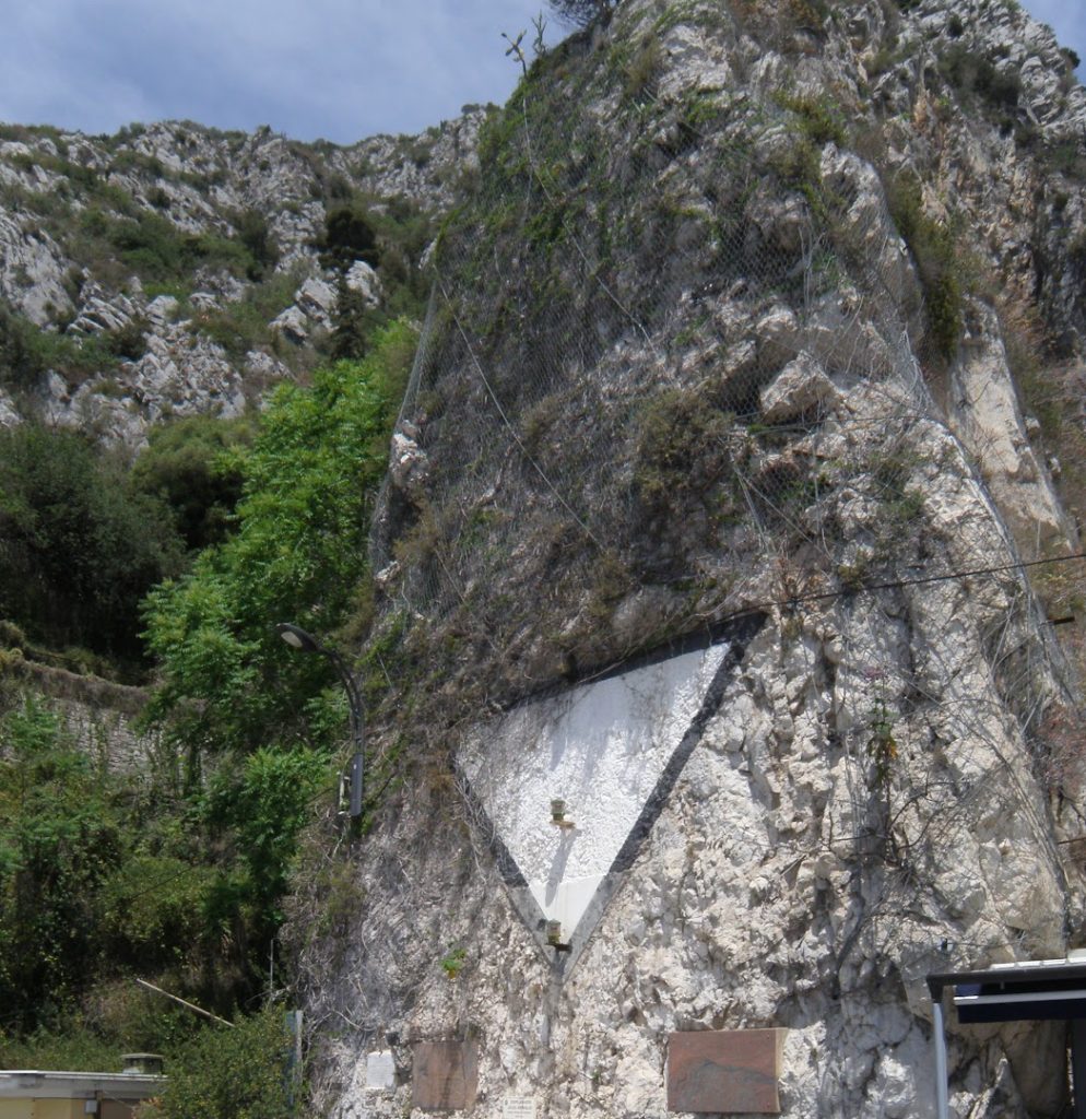 Avant-poste de Pont-Saint-Louis: A Coastal Alpine Maginot Outpost 1 Avant-poste de Pont-Saint-Louis