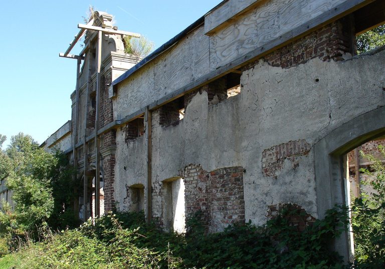 Haus Meer: A Former Premonstratensian Convent and Manor House in Germany