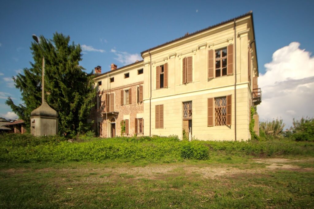 Leri Cavour: A Historic Agricultural Estate in Italy 2 Leri Cavour